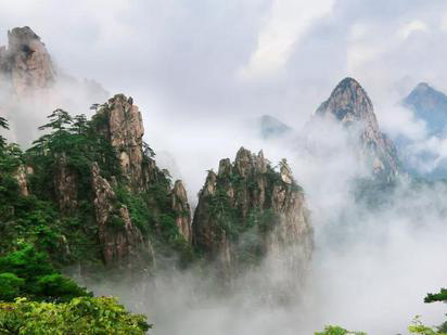 暑季游黄山：捷足先登 致敬青春