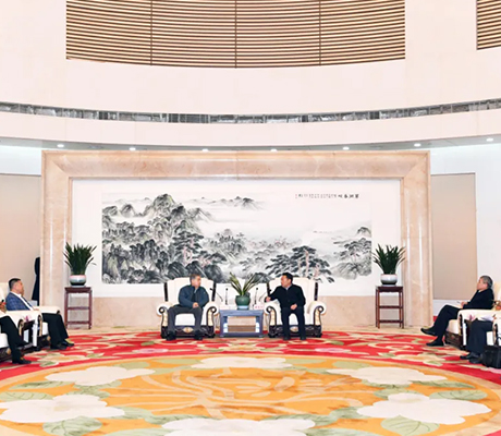 在肥投资新势力！虞爱华与全国重点光伏企业会谈