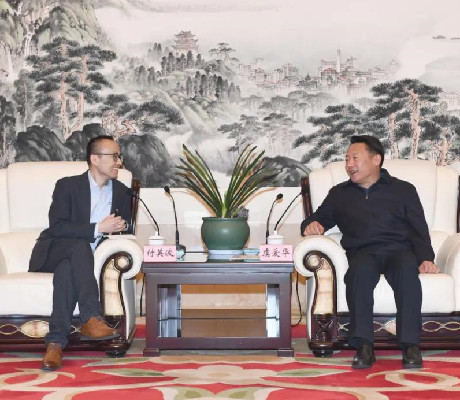 虞爱华与付英波陈天石商谈人工智能项目合作