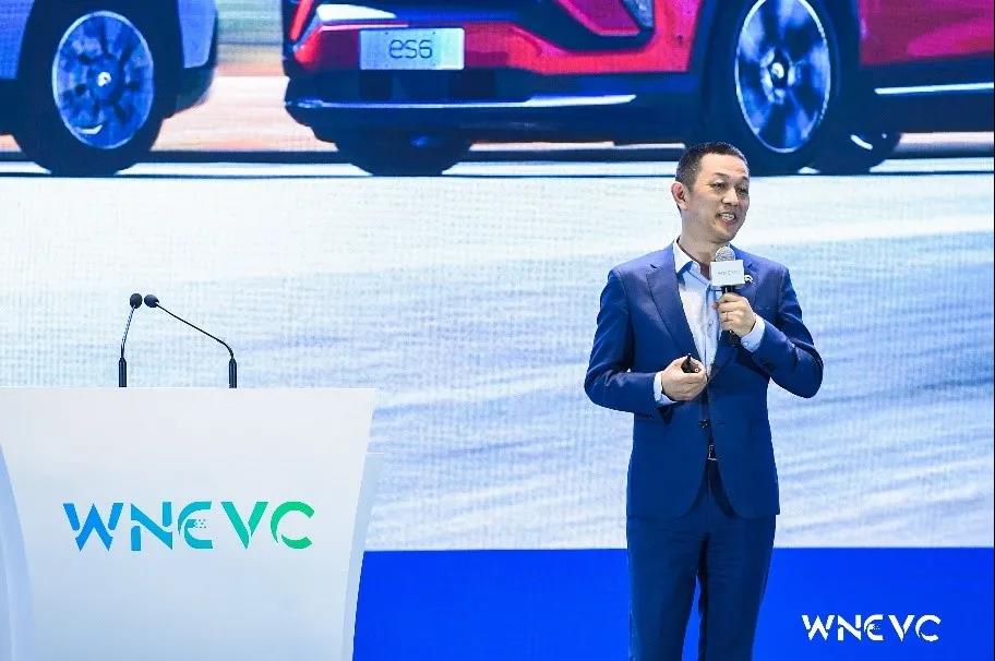 蔚来李斌：2025年在全球要建成4000座换电站